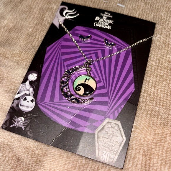 The Nightmare Before Christmas Necklace and Earrings - Picture 2 of 5